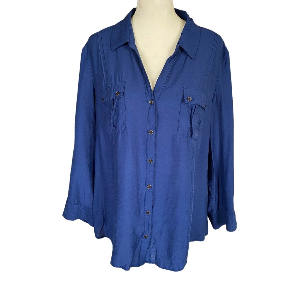 Roz & Ali women's size XL long sleeve collared button down blue blouse